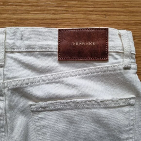 Zara High Waisted Kick Jeans Size 8 - Picture 8 of 8